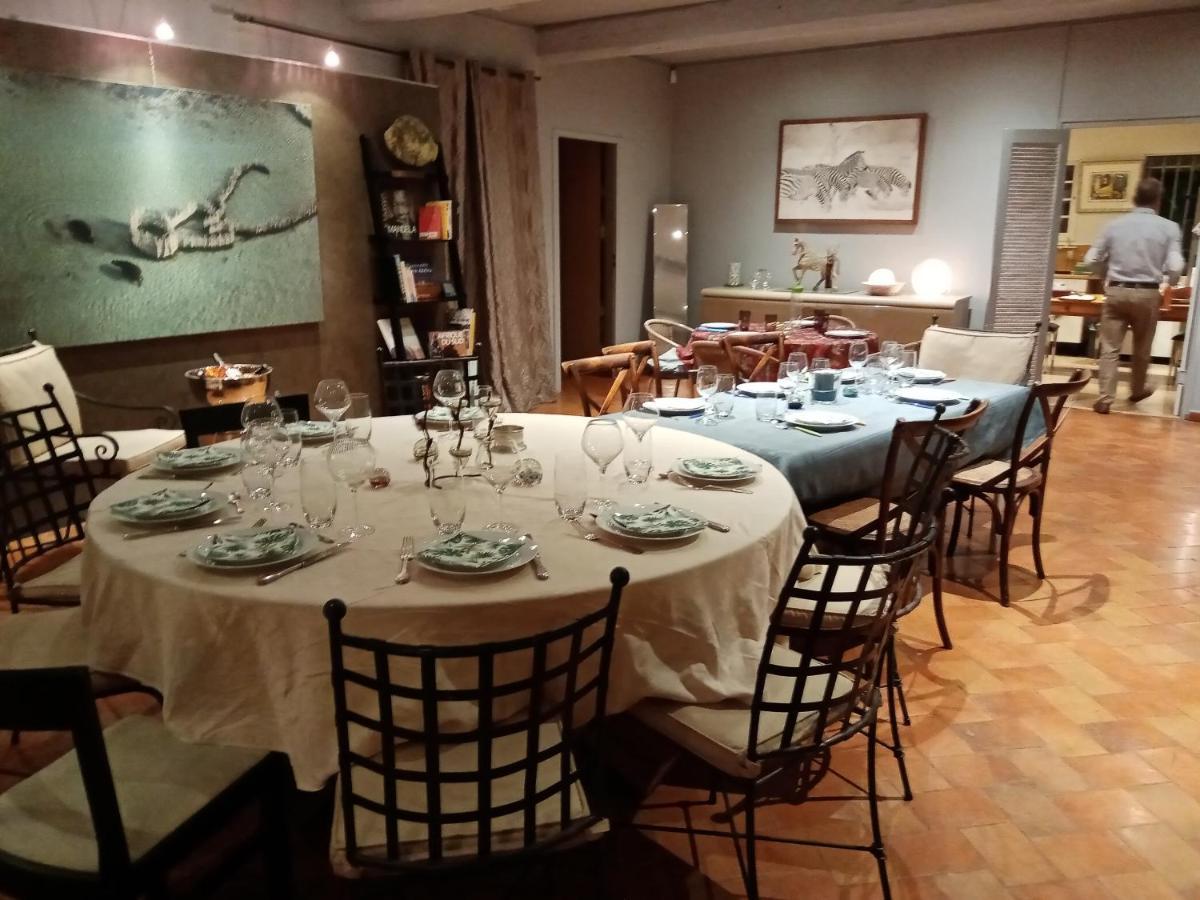 ホテル Au Mas Saint Pierre Pignans エクステリア 写真